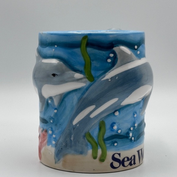 Sea World Dolphins 3D Ceramic Mug - Picture 5 of 9
